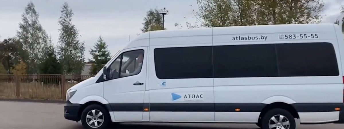 В Свислочи пассажир маршрутки отстегнул ремень безопасности, а наказали и его, и водителя