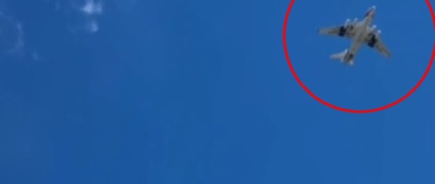 Что за самолёт летал над Брестом? Рассказываем