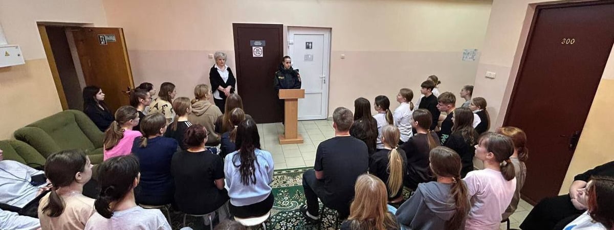 Генпрокуратура пожаловалась на «однотипные мероприятия» и недостаточный контроль за подростками в Беларуси. Что потребовала от Совмина?