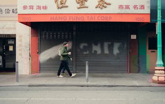 В польском Щецине машина влетела в людскую толпу, десятки пострадавших