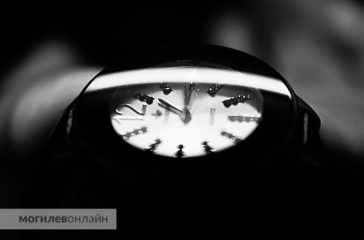 «Дамы хотят получить хорошие, дорогие подарки, а сами готовы вручить ерунду». Мужчины из Могилева рассказали, о каких подарках мечтают на 23 февраля