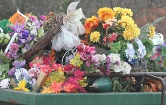 Утилизация пластиковых цветов в Беларуси