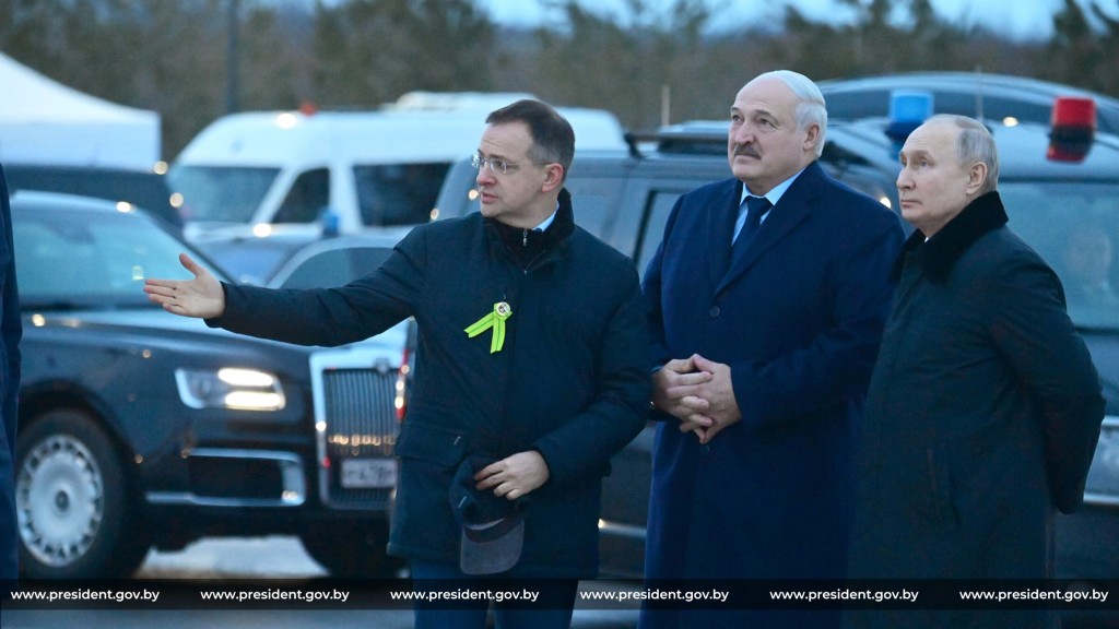 Лукашенко с Путиным открыл мемориал жертвам геноцида в Ленобласти
