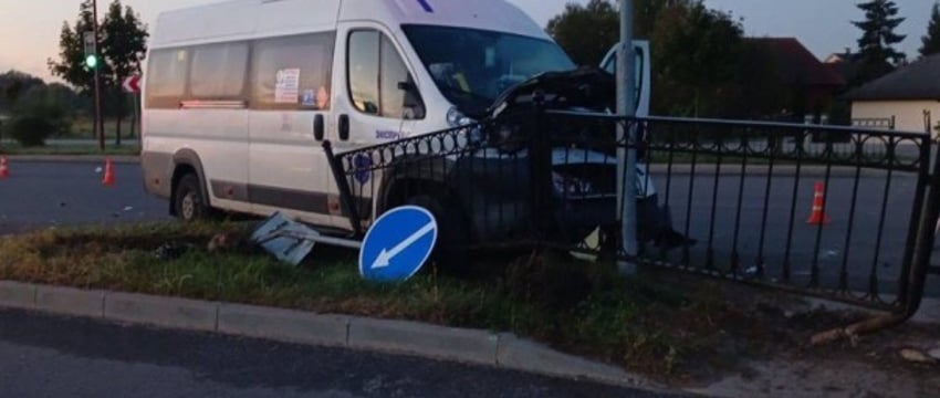 В Бресте маршрутка попала в ДТП