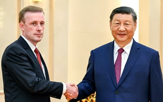 Си Цзиньпин неожиданно встретился с помощником Байдена в Пекине