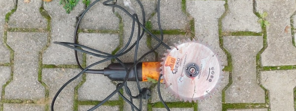 Жуткий случай: в Беларуси мужчина заготавливал дрова и погиб