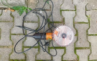 Жуткий случай: в Беларуси мужчина заготавливал дрова и погиб