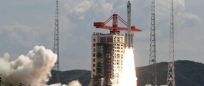 Эксперты предупреждают, что обломки китайской ракеты могут оставаться на орбите десятилетиями
