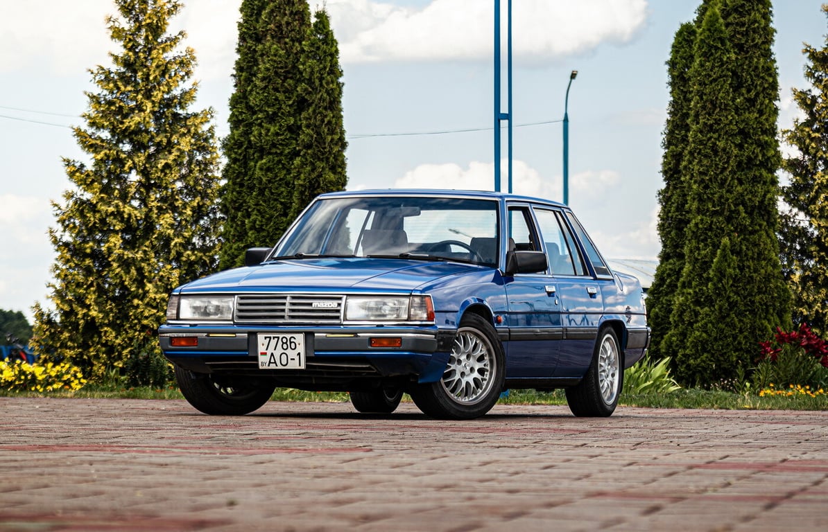 Это судьба! Брестчанин спустя 20 лет вернул и восстановил свою Mazda 929 из 80-х