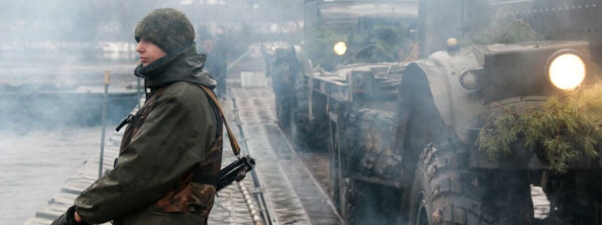 Белорусские военные оборудовали паромную переправу через Нёман. Зачем? — Фото