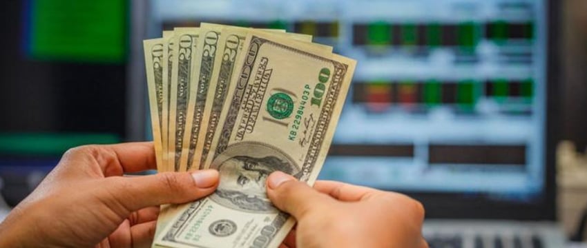 Жительница Барановичей пыталась заработать на бирже и потеряла 100 тысяч рублей