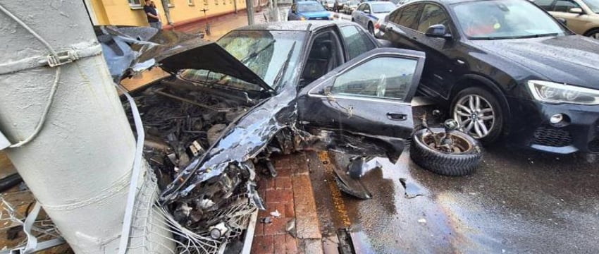 Водителю стало плохо за рулем в Минске - случилось ДТП