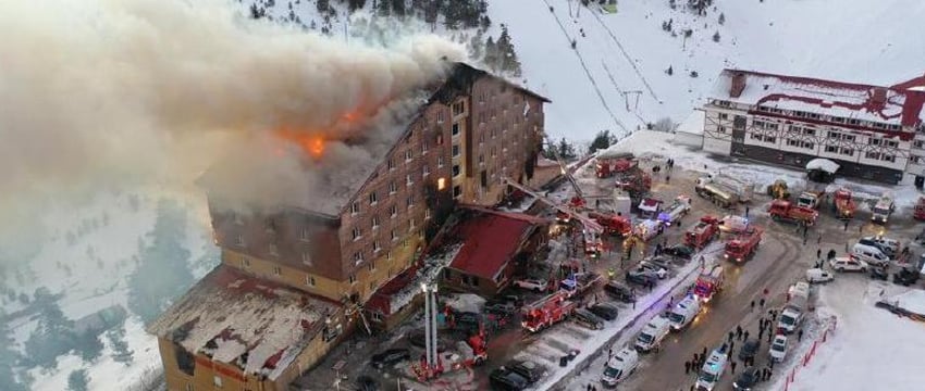 Число погибших при пожаре на курорте в Турции увеличилось до 76