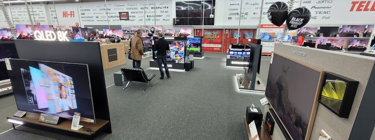 Польские власти рассказали, как изменилась средняя зарплата в их стране за год. А как в Беларуси?