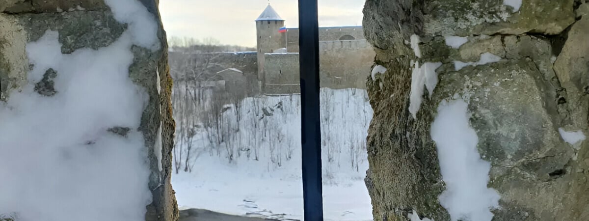 В странах Балтии заявили о строительстве на границе с РФ «линии обороны». Кто может помешать?