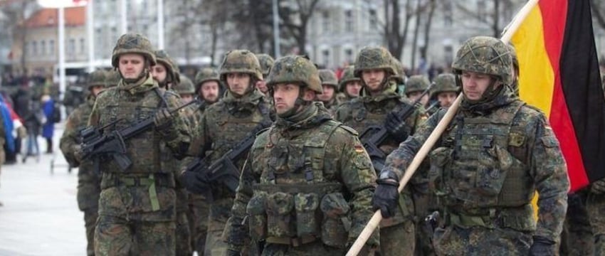 Бундестаг потребовал разъяснений от кабмина о немецких военных в Украине