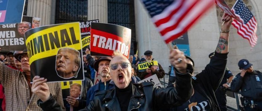 Компания по найму протестующих в США заявила о снижении спроса