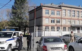 13-летний подросток устроил нападение с молотком в школе Челябинска