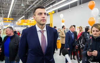 Директору сети «Материк» Александру Ополько вменяют «народную» статью. Ему грозит до четырех лет лишения свободы