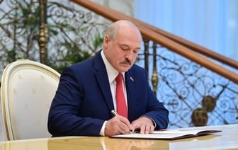 Лукашенко помиловал еще 30 участников протестов