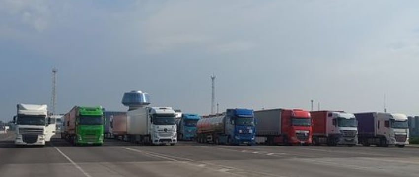 Строительство зон ожидания вблизи «Козловичей» и «Варшавского моста» завершат в 2025 году