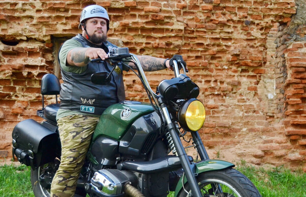 Житель Брестской области три года колесит на легендарном BMW R 1200C