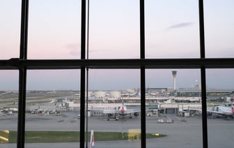 Лондонский аэропорт Хитроу возобновил работу после пожара