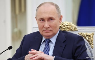 Путин отверг призыв Макрона к прекращению огня на Украине во время Олимпиады
