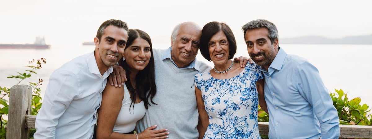 Силовики задержали отца и сына из‑за татуировок