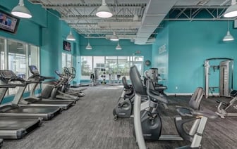 Спортивный скандал: тренер и инструктор-методист получали зарплату без проведения занятий