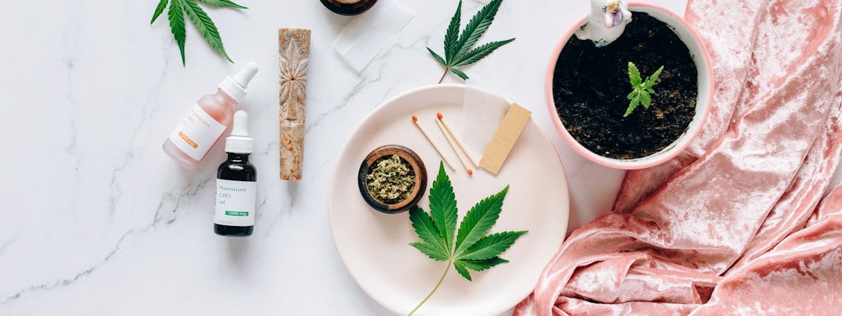 Цены на нефть эталонных марок ускорили снижение