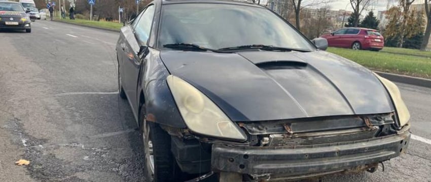 Подросток на самокате попал под машину в Минске