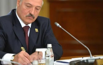 Лукашенко подписал указ о выдаче прав на 20 лет и упрощенном техосмотре