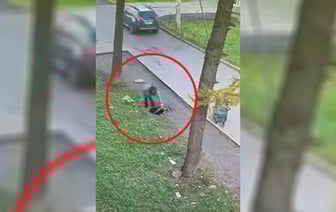 «Сила мамы активирована» — Женщина спасла ребенка, упавшего в люк. Чем впечатлила десятки тысяч людей? — Видео
