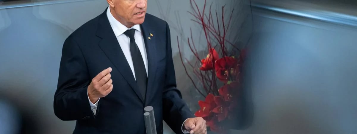 «Чтобы уберечь страну и её граждан» — Президент Румынии подал в отставку