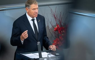 «Чтобы уберечь страну и её граждан» — Президент Румынии подал в отставку