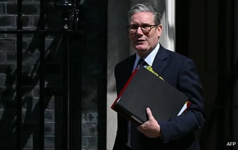 Первый допрос грозит премьер-министру Великобритании после отстранения от должности 7 депутатов от партии из-за политики социального обеспечения.