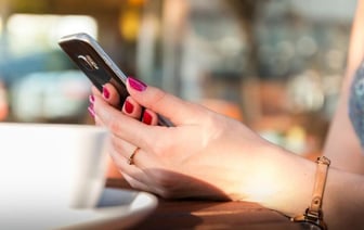 Декретница из Бреста продавала всякую несуществующую всячину через «исчезающие» объявления в сети, но прокололась из-за пригоршни симок