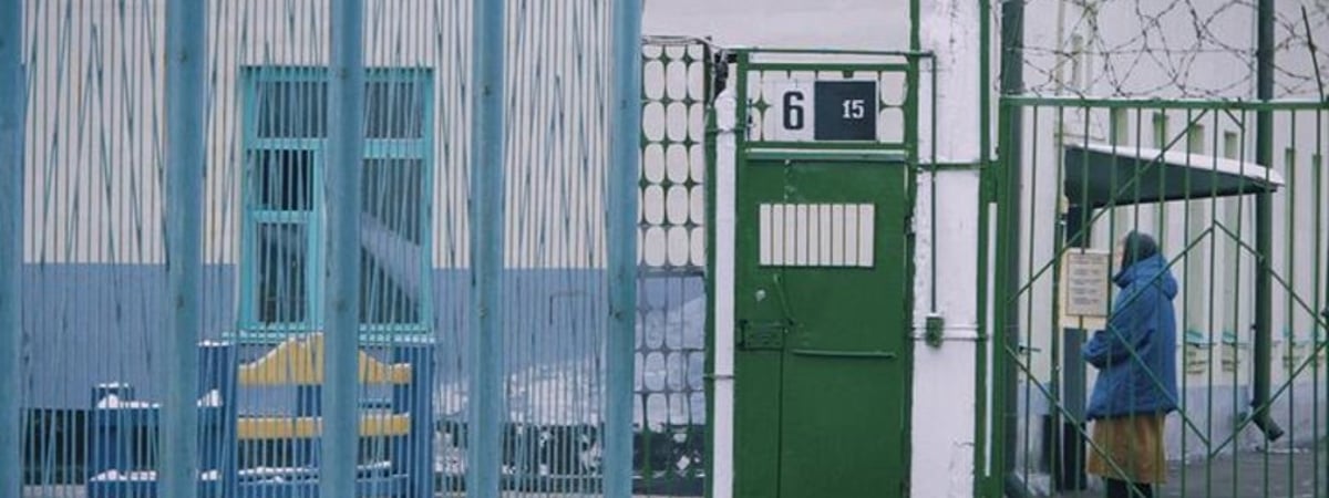 В колонии, где сидят Колесникова и Золотова, некоторых политзаключенных специально заражают чесоткой? Комментирует бывший тюремный врач