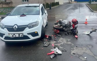В Орше столкнулись легковушка и скутер, пострадали два человека
