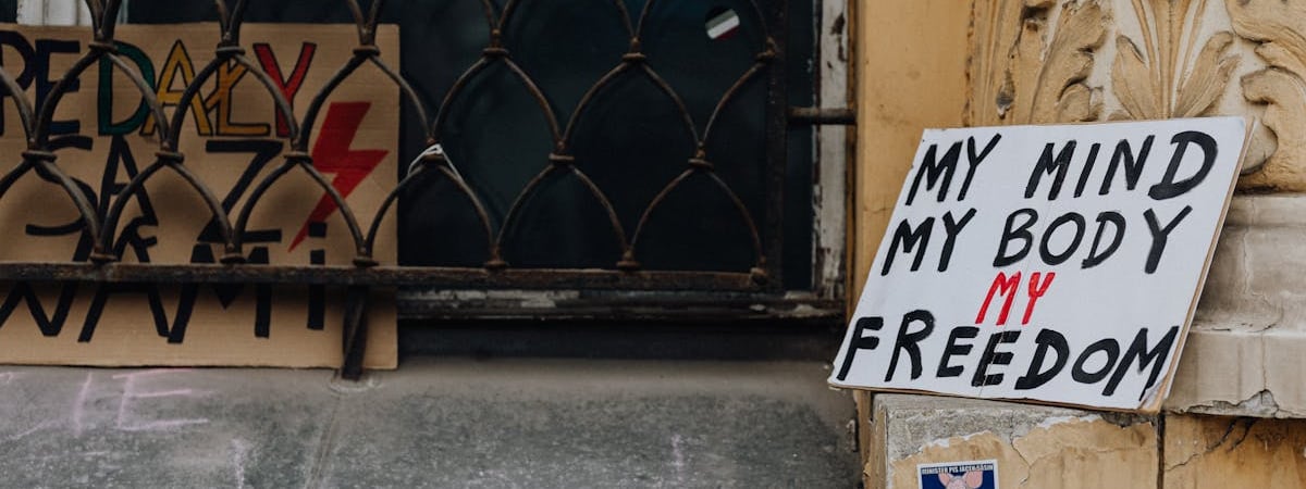 В Каракасе началась стрельба после объявления победы Мадуро на президентских выборах — Видео