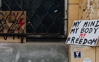 В Каракасе началась стрельба после объявления победы Мадуро на президентских выборах — Видео