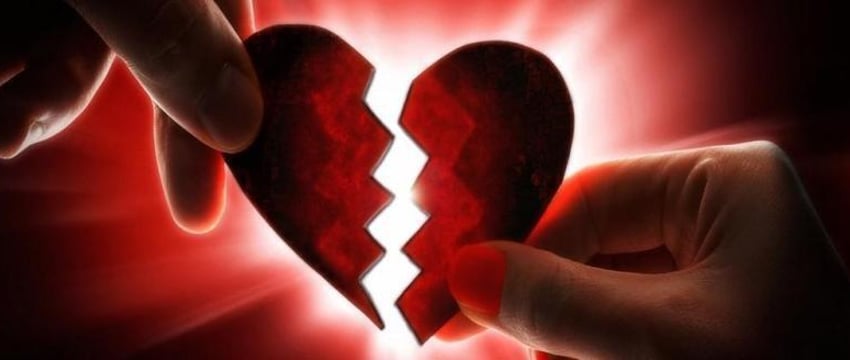 Женщина подала в суд на мужчину, который использовал ее как банкомат