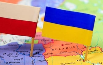 Польшу подозревают в подготовке к разделу Украины