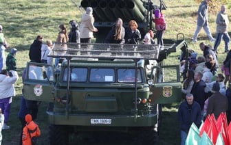 В Бресте торжественно свое 85-летие отмечает 111-я гвардейская артиллерийская бригада