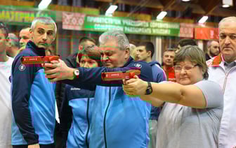 Эстафета на воде и бадминтон. В Гомеле проходит городская спартакиада