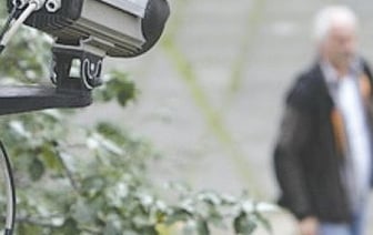 Поставили видеонаблюдение на участке, будем за соседями подглядывать! Так можно? А что нужно?