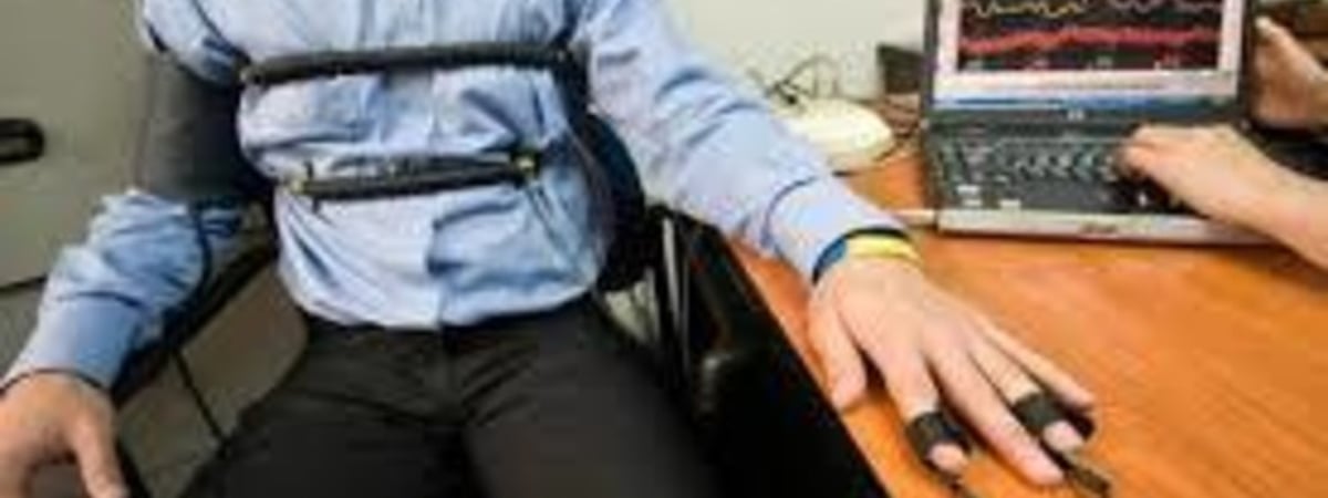 Как белорусов проверяют на полиграфе