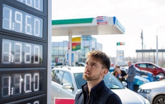 В Беларуси опять подорожает топливо. На сколько?