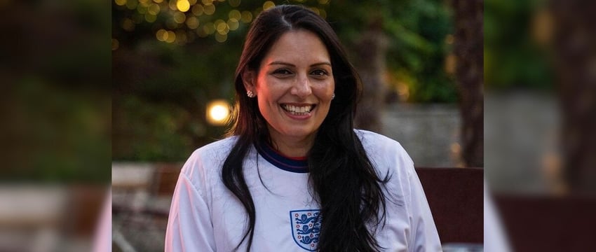 Попытка лидера индийского происхождения сменить Риши Сунака на посту главы консерваторов